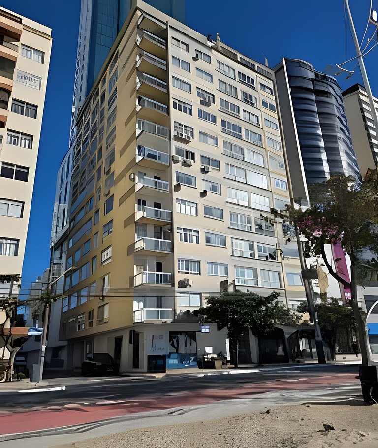 Vista Incrível de Toda Orla, Pé na Areia + Garagem