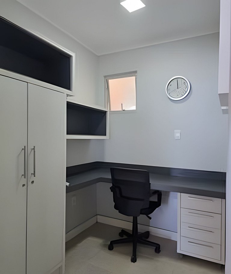 Vista Incrível de Toda Orla, Pé na Areia + Garagem