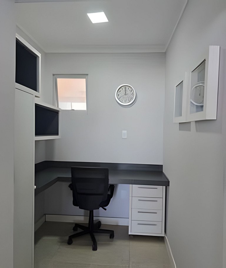 Vista Incrível de Toda Orla, Pé na Areia + Garagem