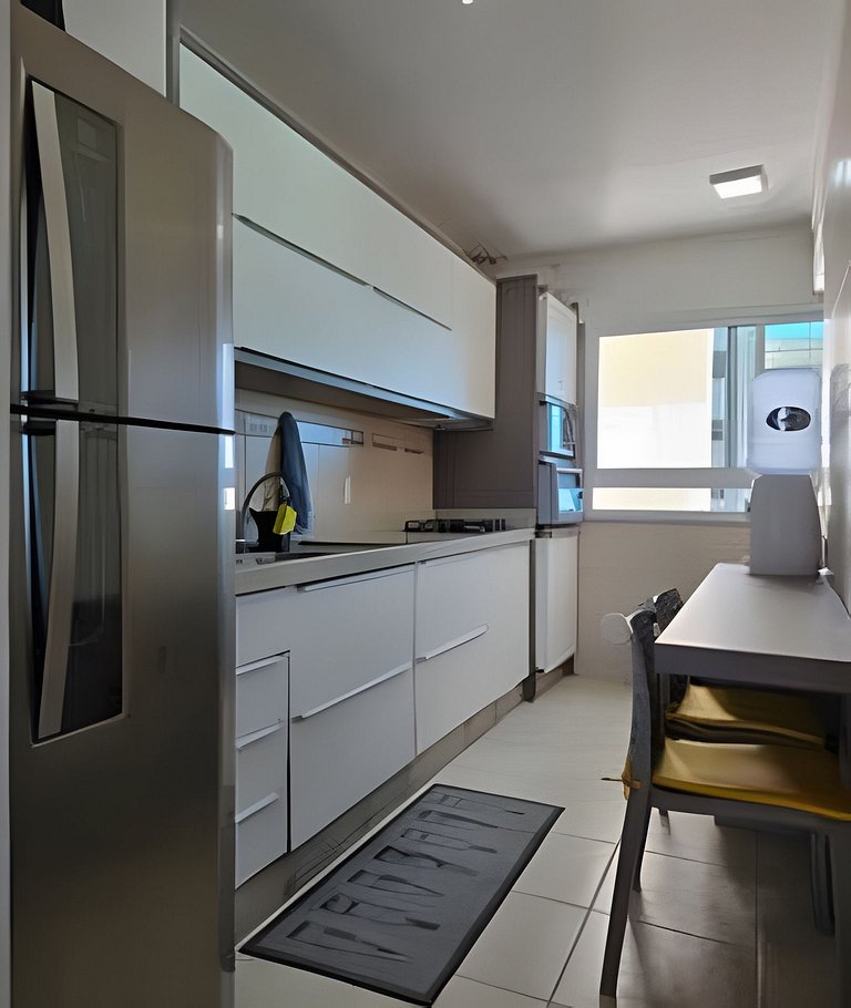 "Estadia Tri" - Frente pro Mar com Vista da Orla!