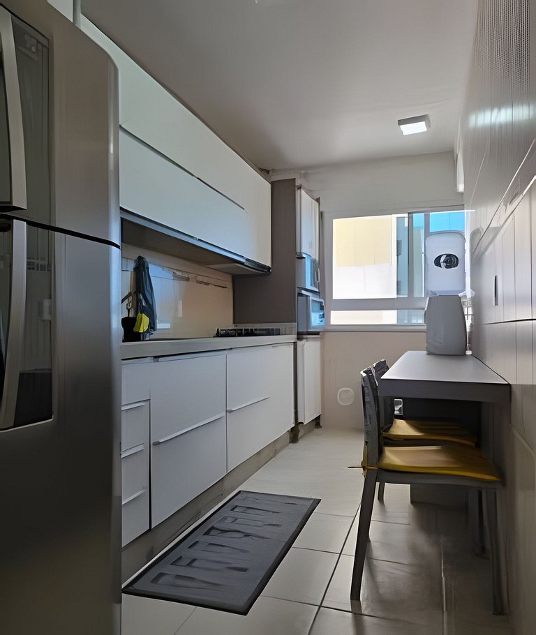 Vista Incrível de Toda Orla, Pé na Areia + Garagem