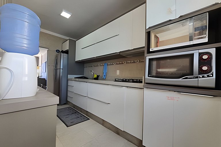 Vista Incrível de Toda Orla, Pé na Areia + Garagem