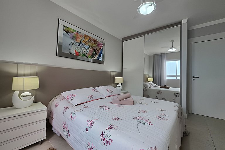 "Estadia Tri" - Frente pro Mar com Vista da Orla!