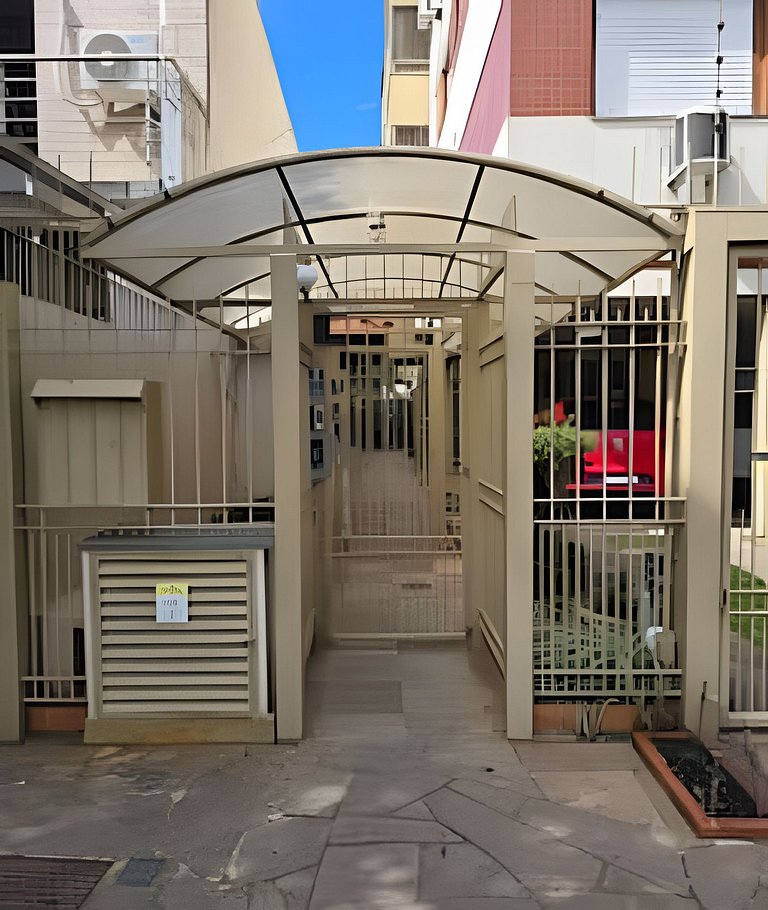 Perto da Orla do Guaíba e Cidade Baixa + Garagem