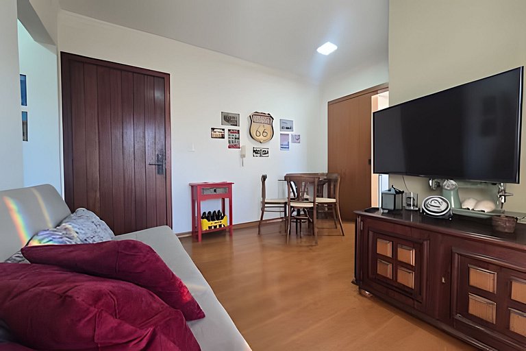 "Estadia Tri" - Ótima Localização e com Garagem!