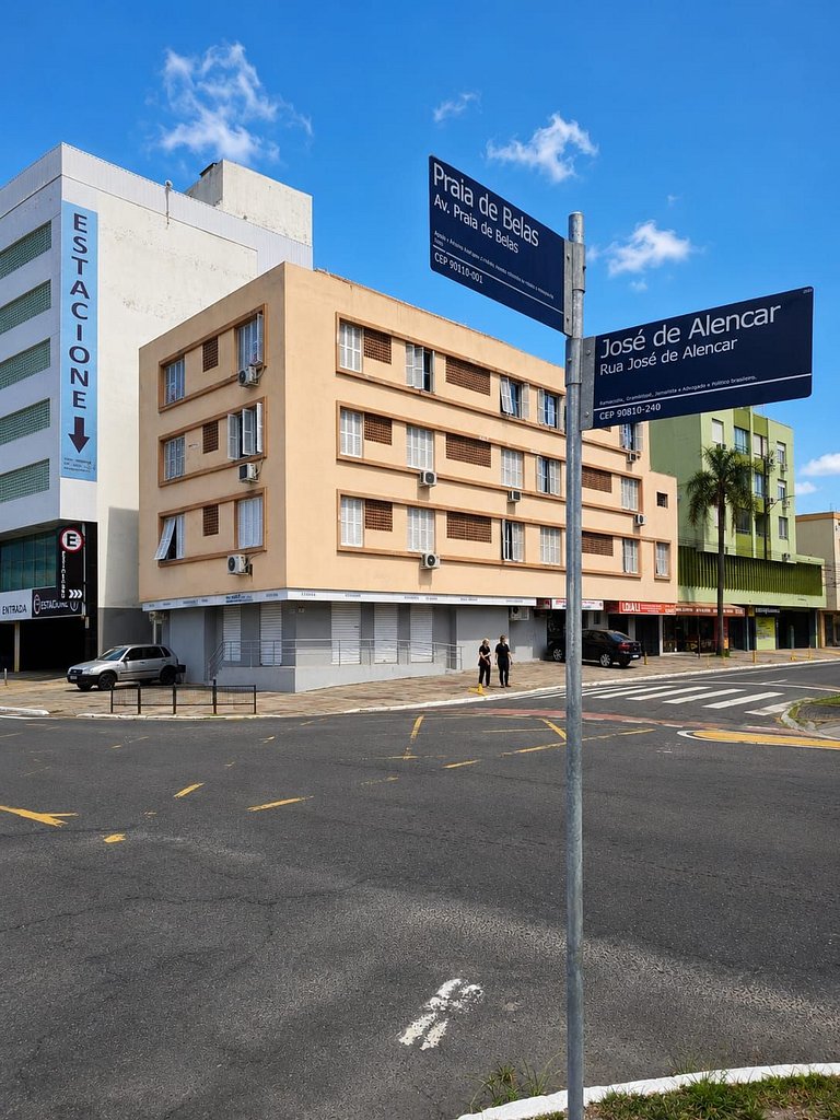 Estadia Tri - Ótima Localização junto ao Hospital