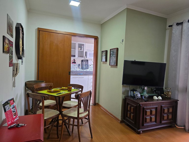 "Estadia Tri" Ótima Localização e com Garagem!