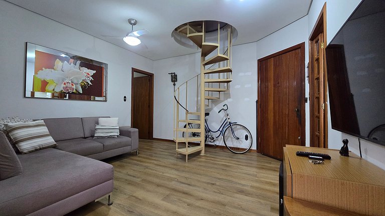 "Estadia Tri" - Ótima Localização e com Garagem