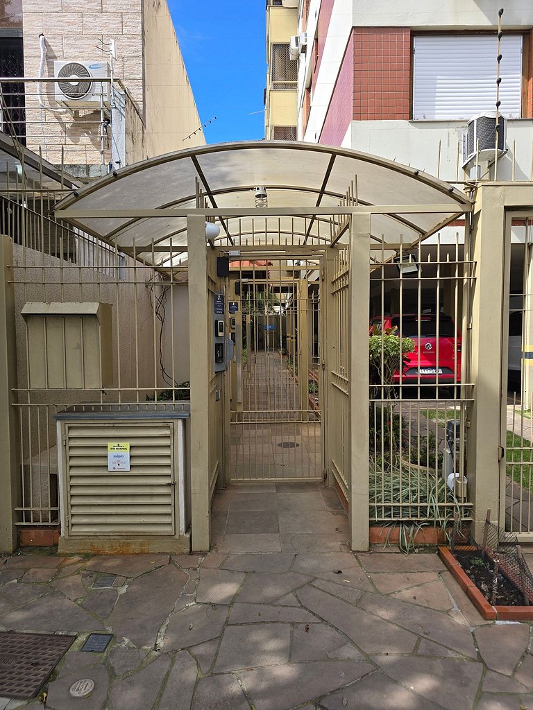 Apê Ensolarado com Vista e Cama King + Garagem