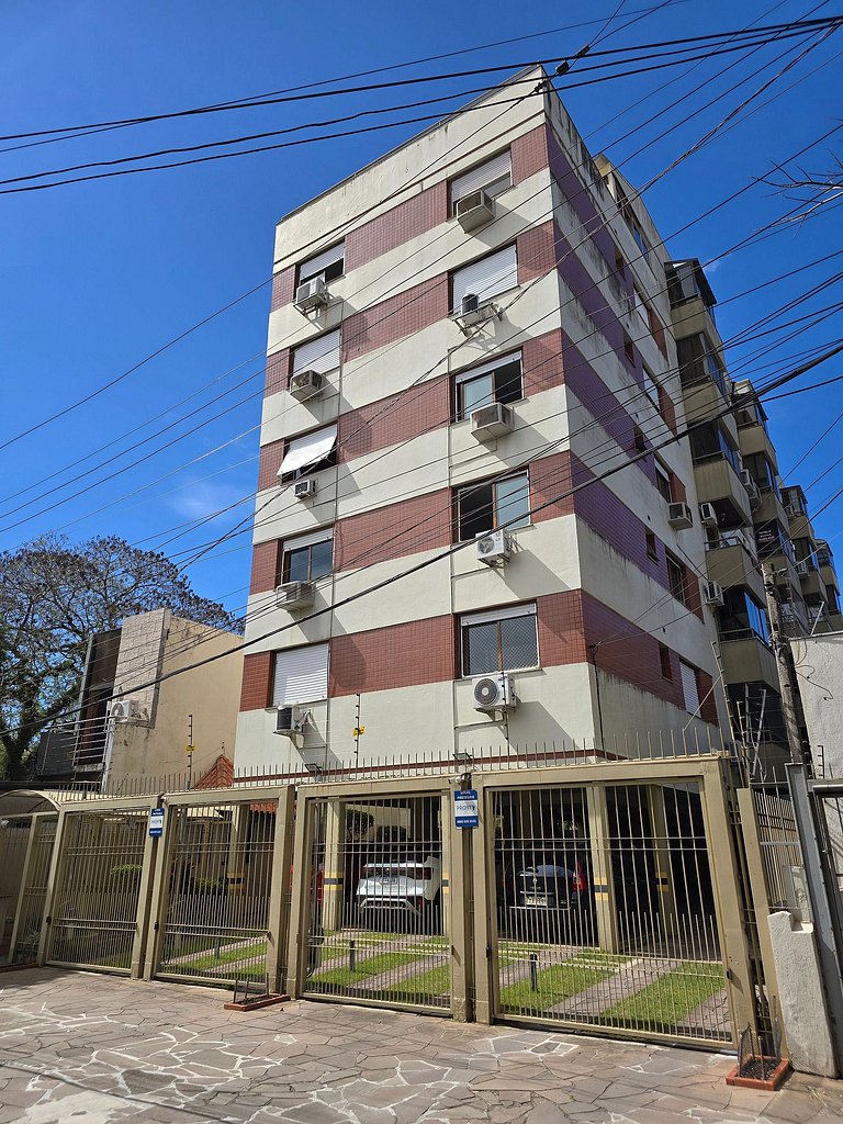 Apê Ensolarado com Vista e Cama King + Garagem