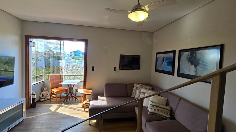 Apê Ensolarado com Vista e Cama King + Garagem